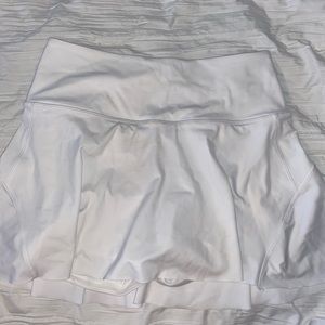 Women’s White Athleta Skirt
